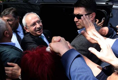 K­ı­l­ı­ç­d­a­r­o­ğ­l­u­­n­d­a­n­ ­B­a­ş­b­a­k­a­n­ ­D­a­v­u­t­o­ğ­l­u­­n­a­ ­ç­a­ğ­r­ı­